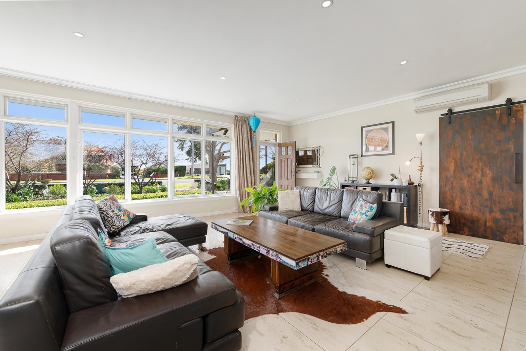 16 Rowan Street, Orange NSW 2800 - photo 15