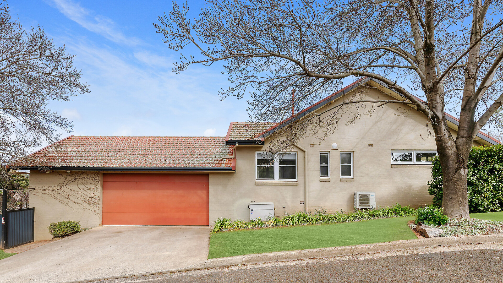 16 Rowan Street, Orange NSW 2800 - photo 10