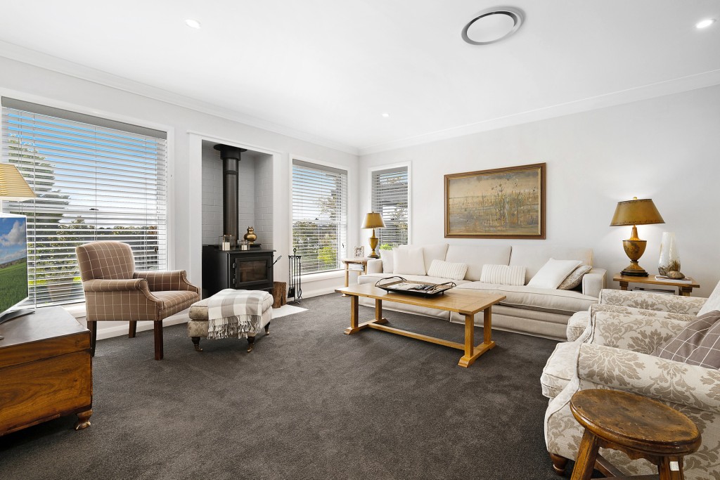 9a Carwoola Drive, Orange NSW 2800 - photo 4