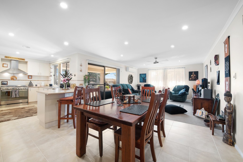 4 Angela Place, Orange NSW 2800 - photo 3