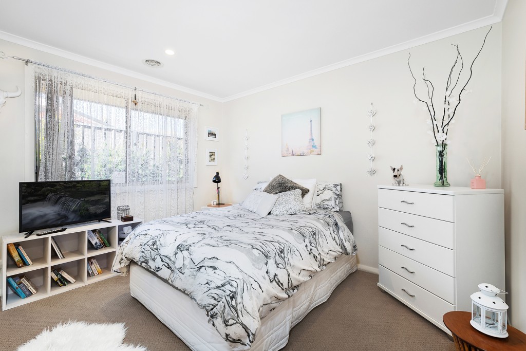 4 Angela Place, Orange NSW 2800 - photo 7