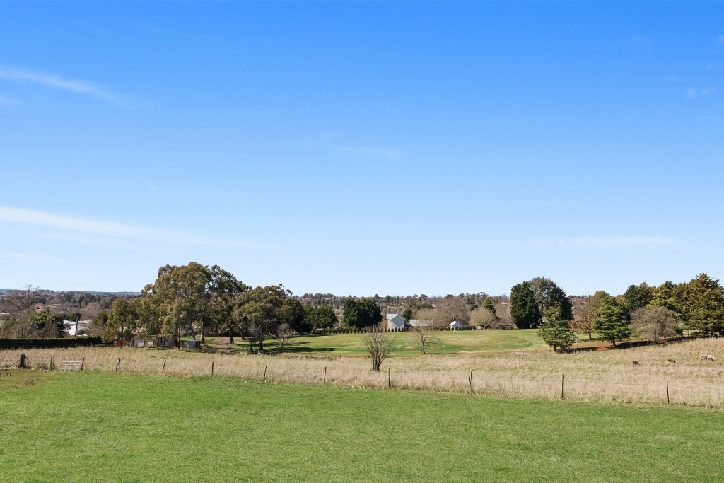 11 Borrodell Drive, Orange NSW 2800 - photo 11
