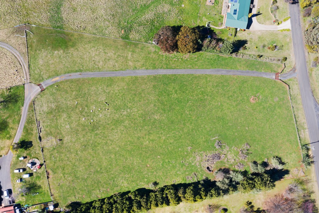 11 Borrodell Drive, Orange NSW 2800 - photo 12