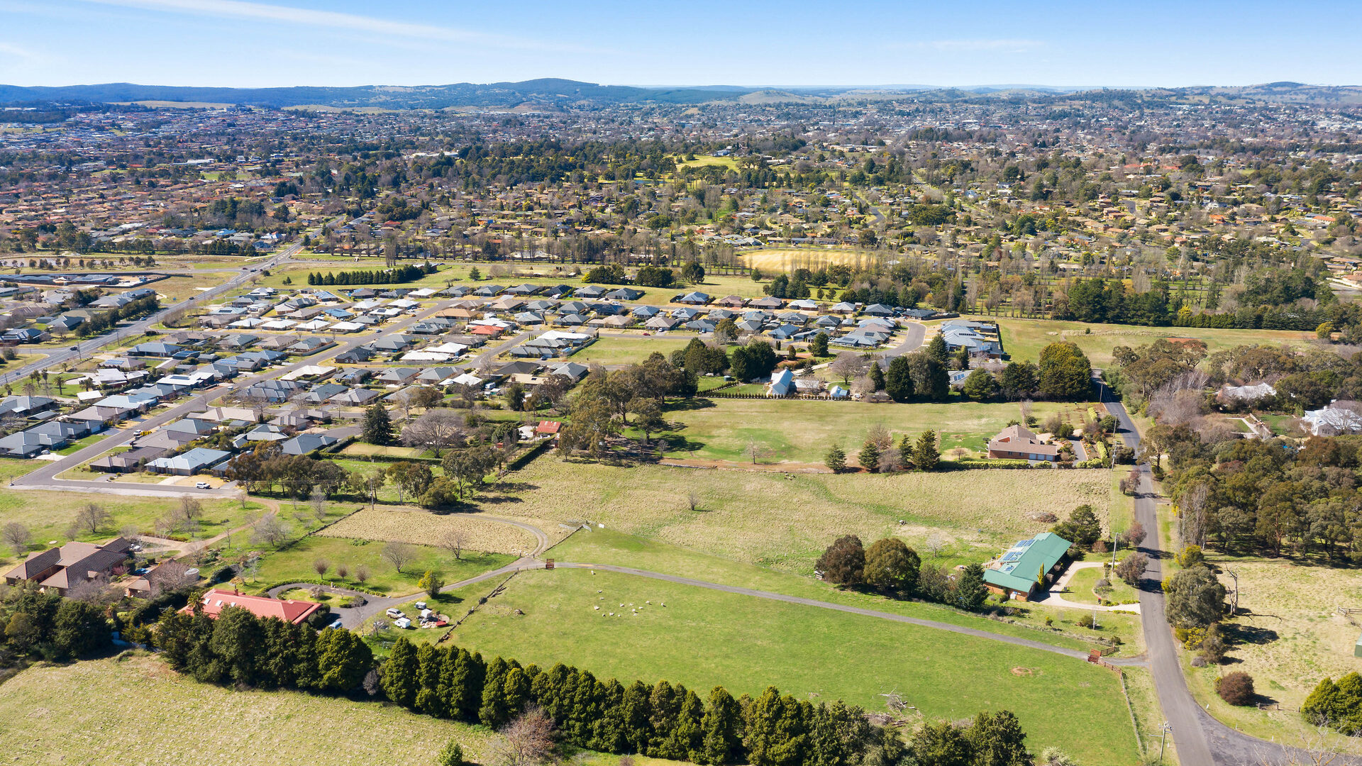 11 Borrodell Drive, Orange NSW 2800 - photo 8