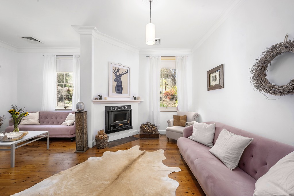 14 Collins Street, Carcoar NSW 2791 - photo 2