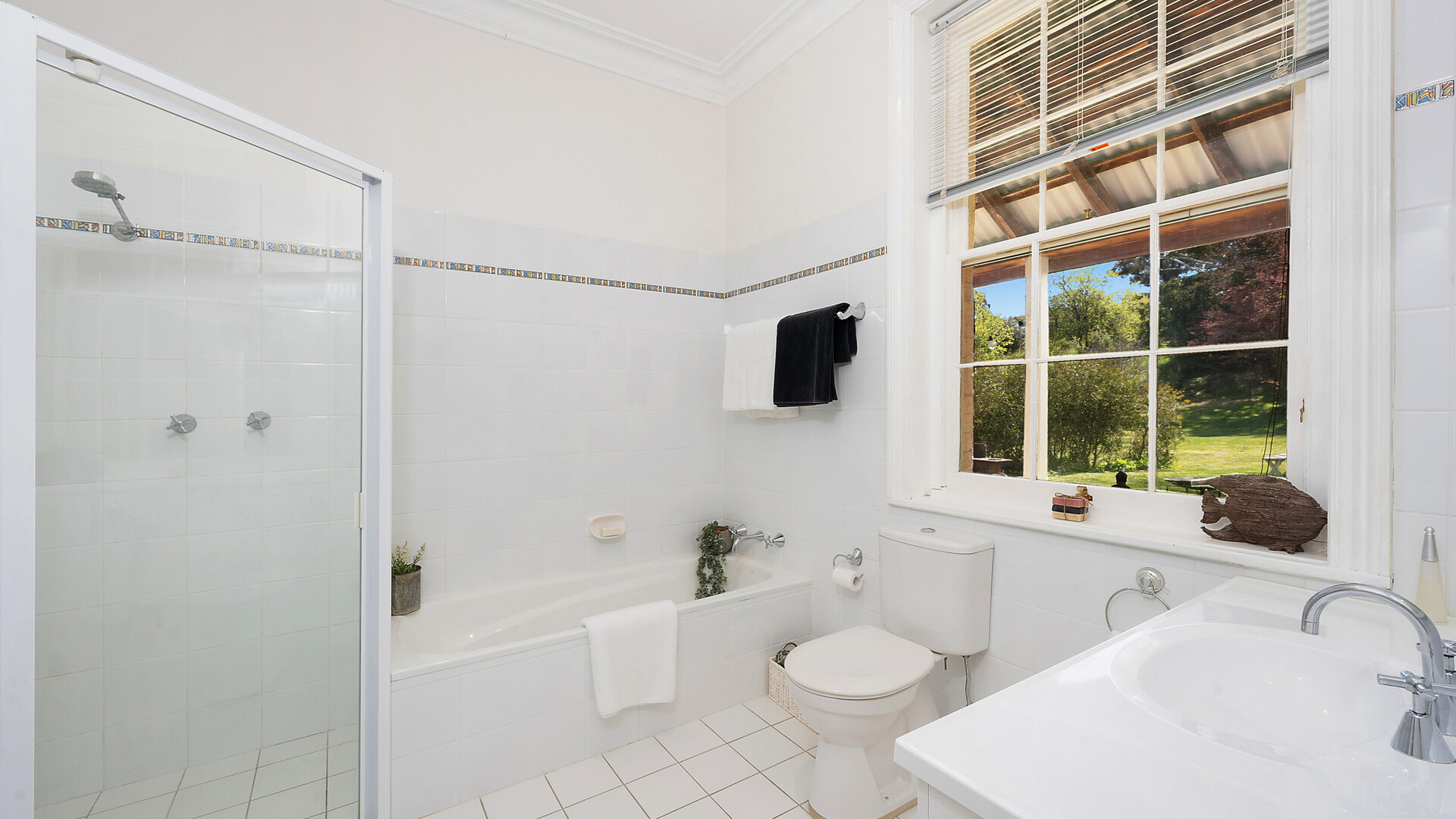 14 Collins Street, Carcoar NSW 2791 - photo 8