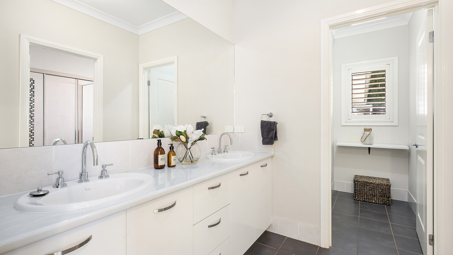 21 Bulgas Road, Orange NSW 2800 - photo 12