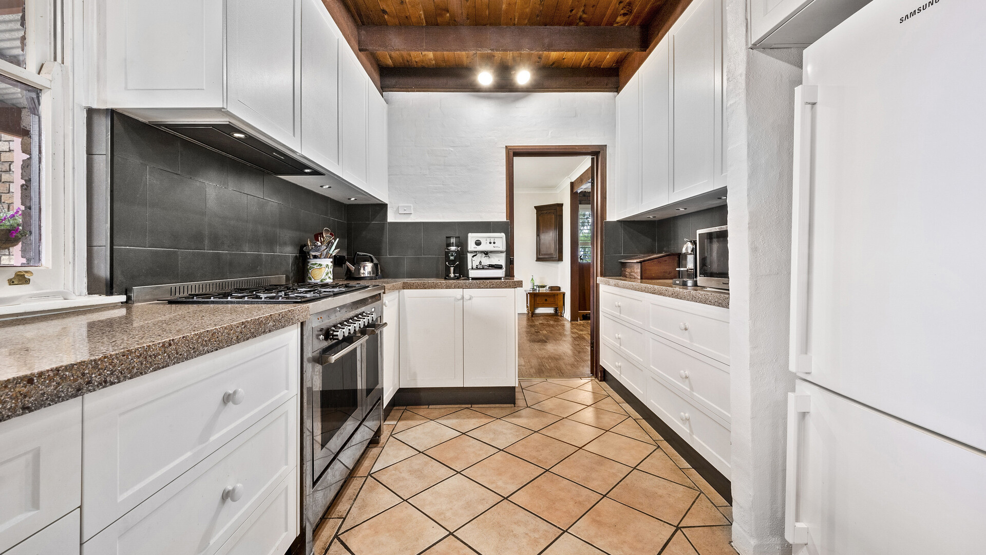 158 Berrilee Road, Orange NSW 2800 - photo 25