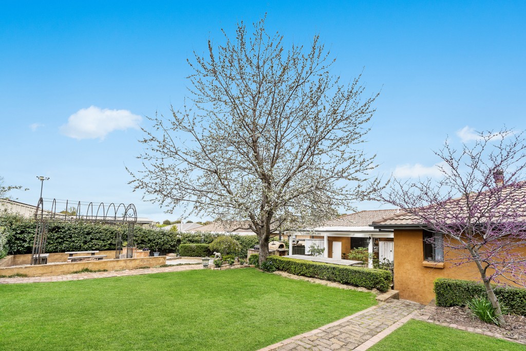 16 Kent Avenue, Orange NSW 2800 - photo 13
