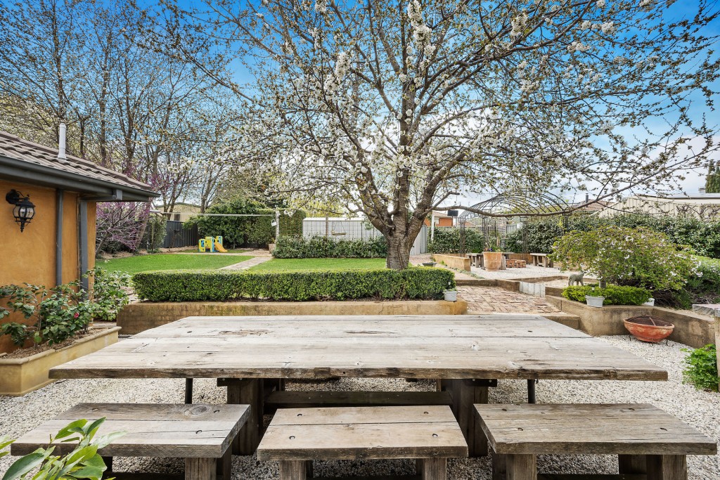 16 Kent Avenue, Orange NSW 2800 - photo 5