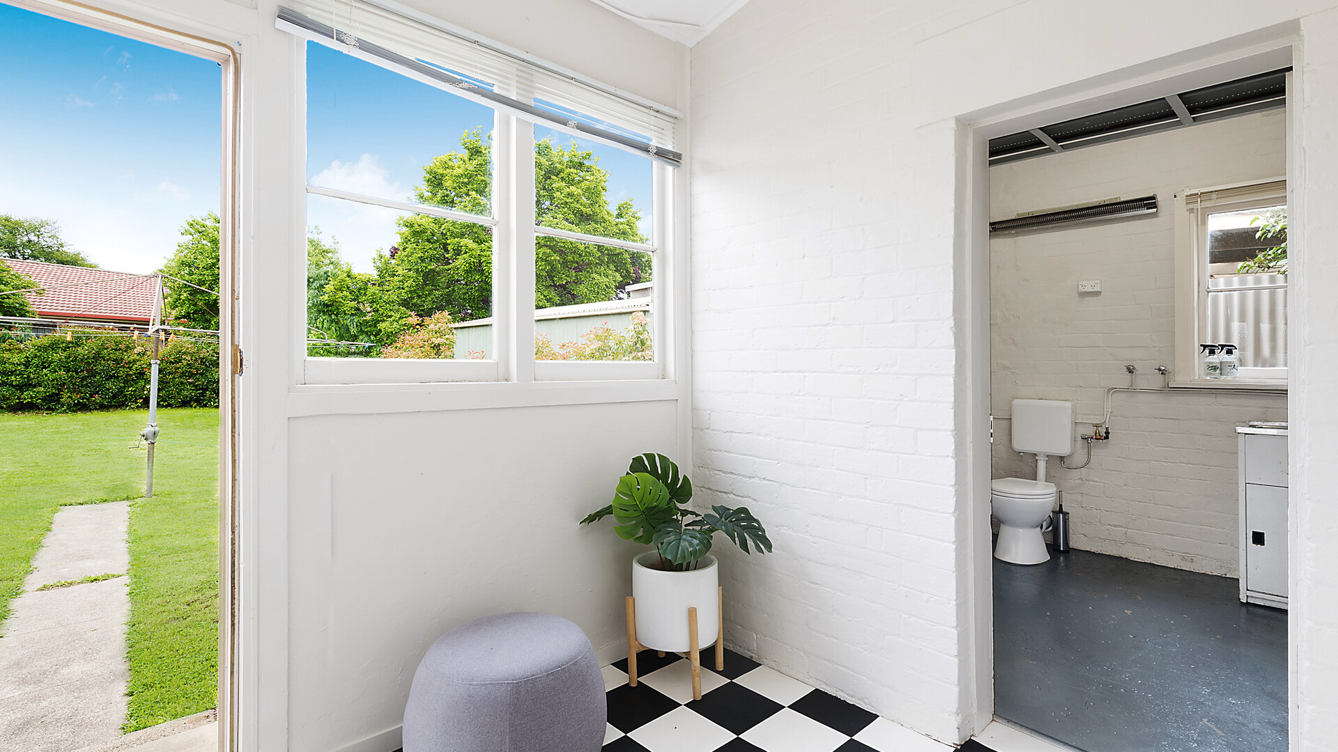 325 Lords Place, Orange NSW 2800 - photo 2