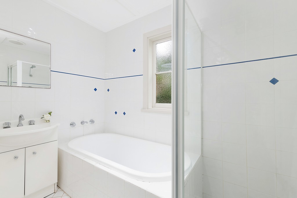 325 Lords Place, Orange NSW 2800 - photo 3
