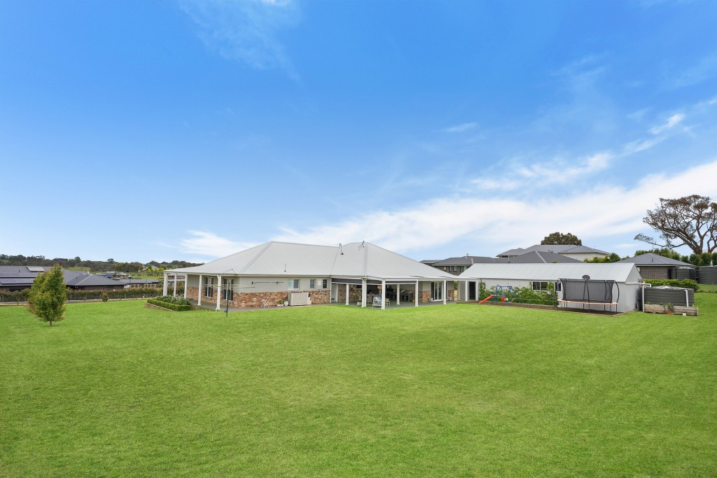 12 Abbey Court, Orange NSW 2800 - photo 17