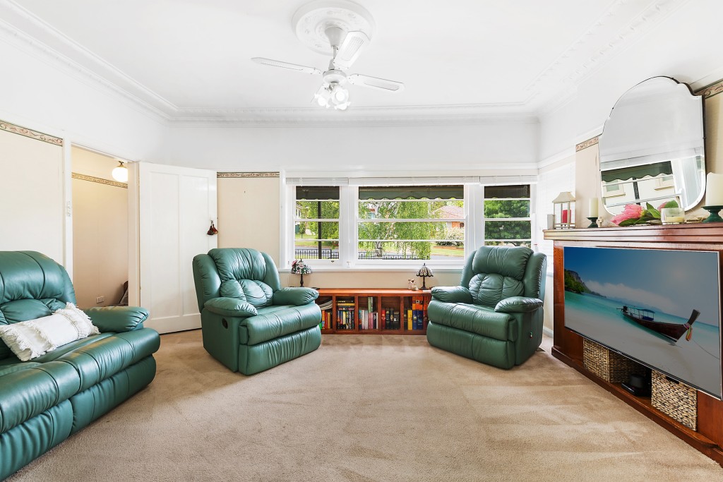 93 Franklin Road, Orange NSW 2800 - photo 2