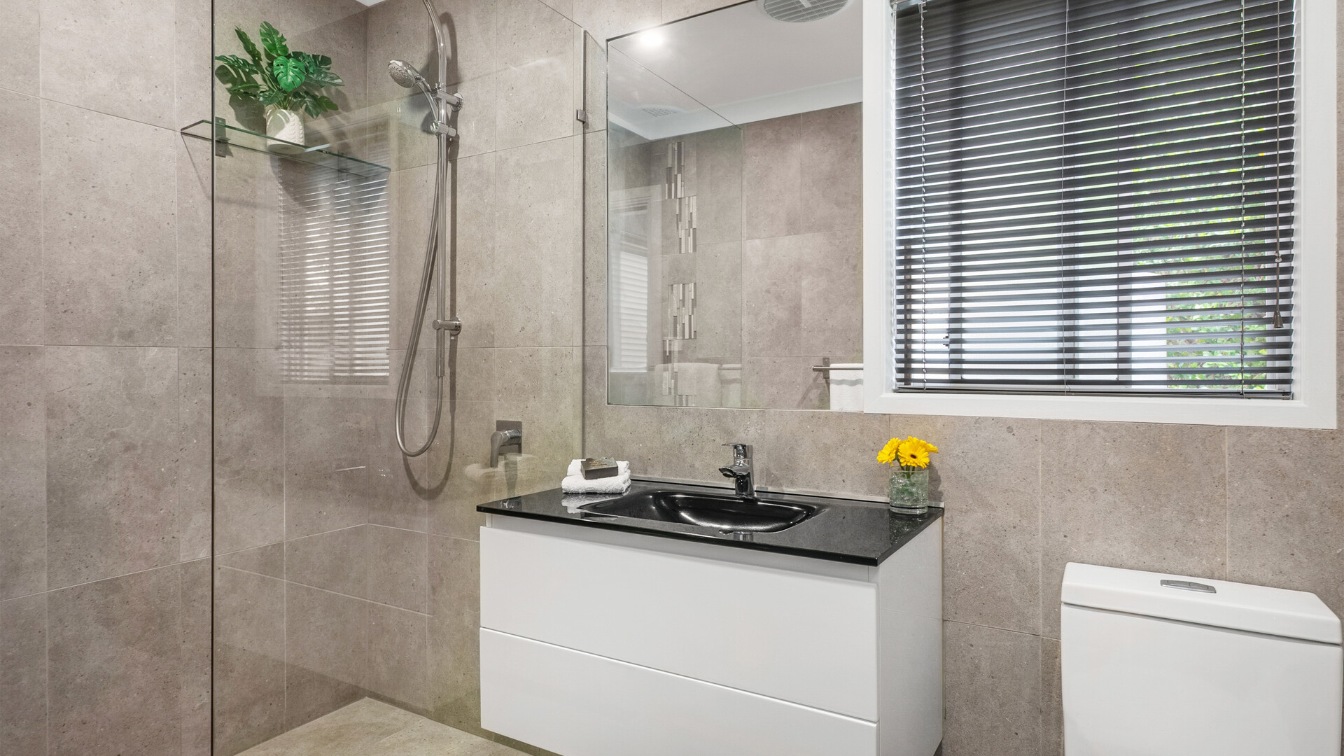 124 Sampson Street, Orange NSW 2800 - photo 4