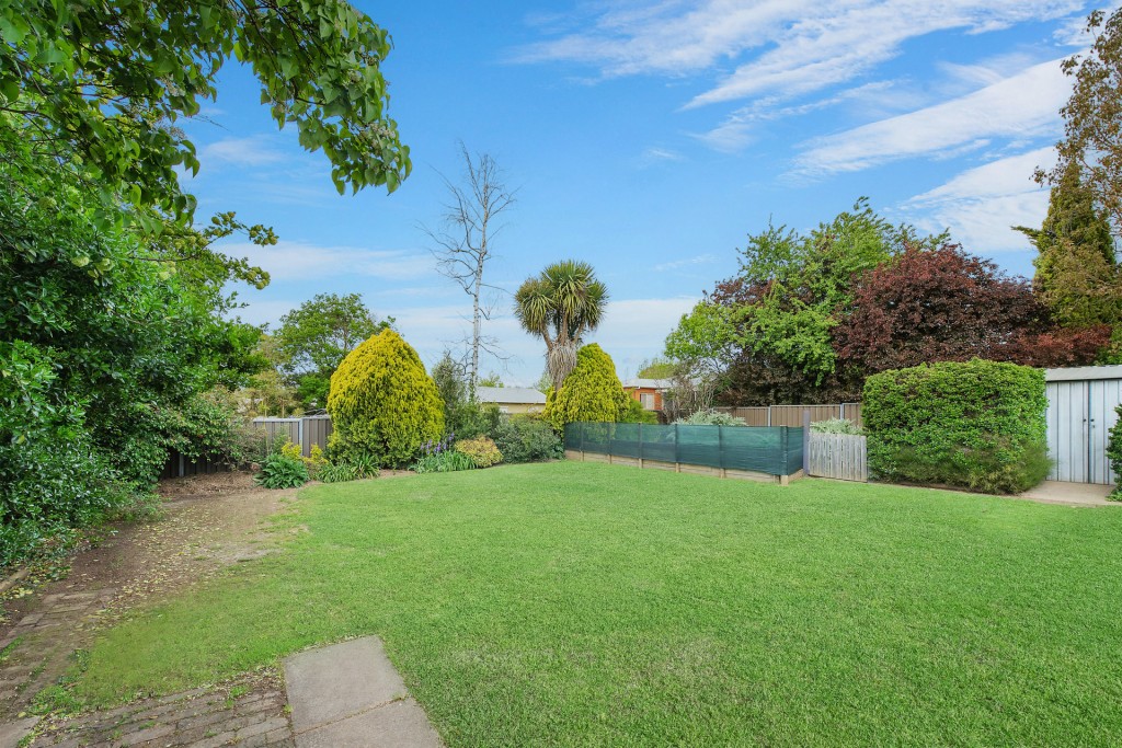 124 Sampson Street, Orange NSW 2800 - photo 9