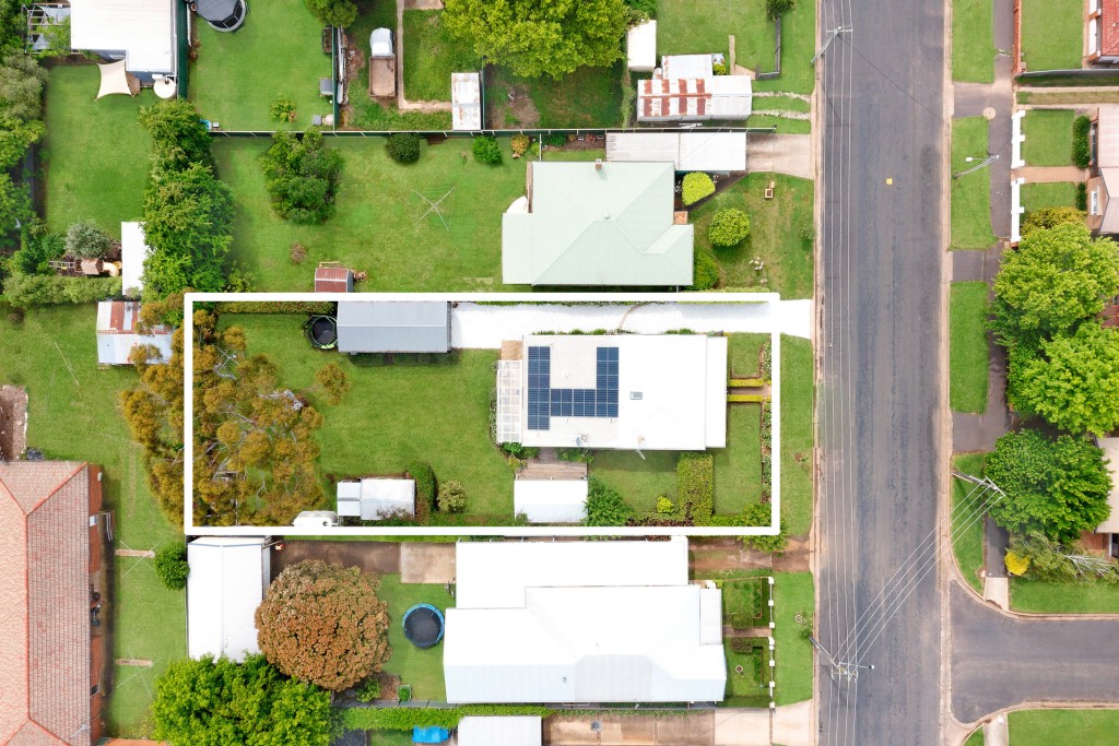 11 Caroline Street, Orange NSW 2800 - photo 17