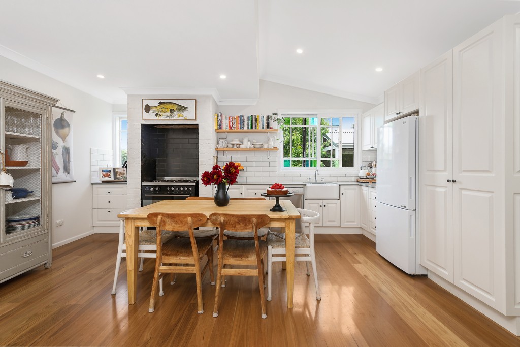 11 Caroline Street, Orange NSW 2800 - photo 4
