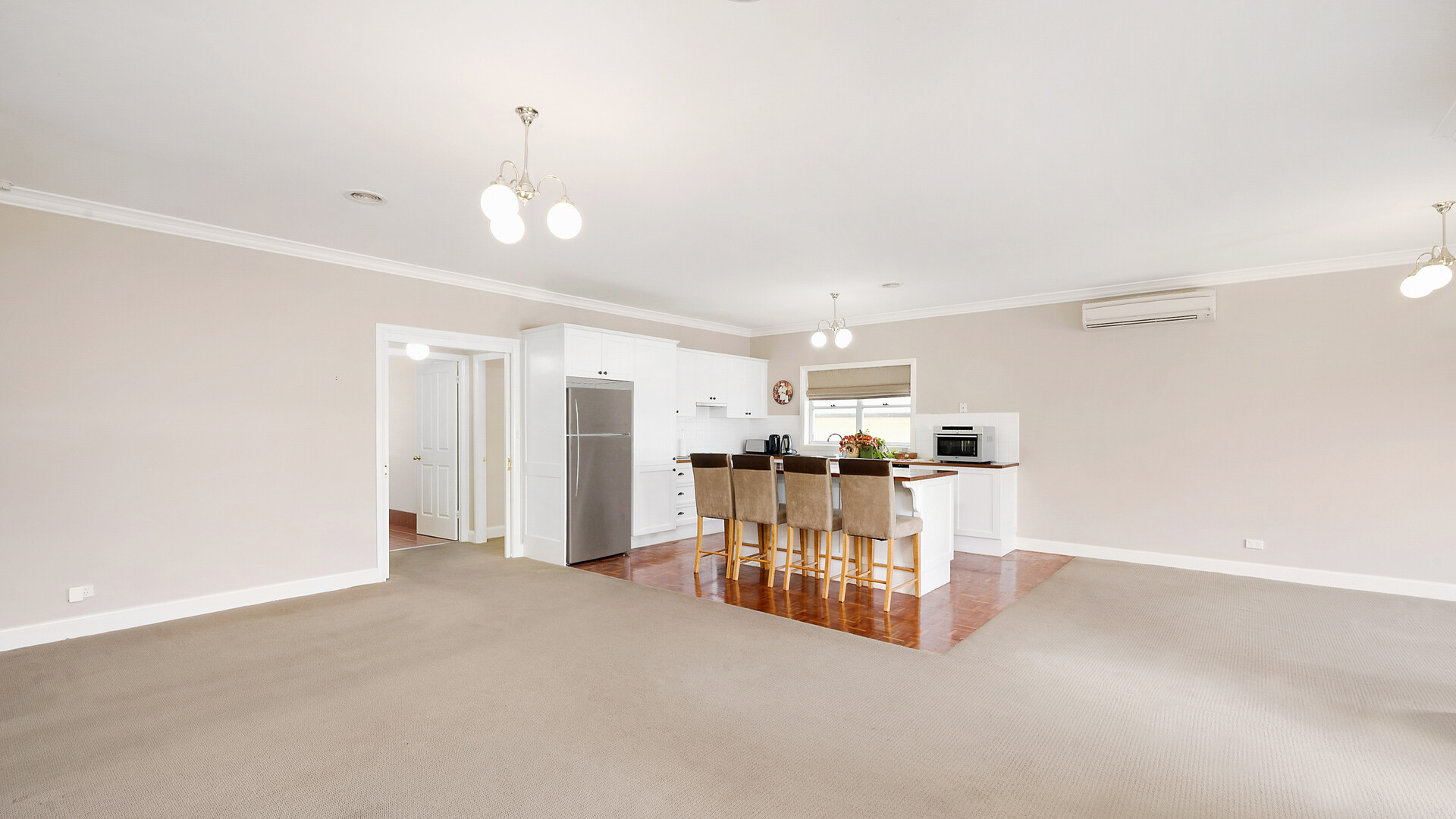 1 Brooklands Drive, Orange NSW 2800 - photo 2