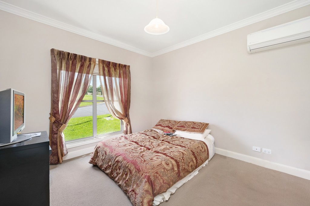 1 Brooklands Drive, Orange NSW 2800 - photo 5