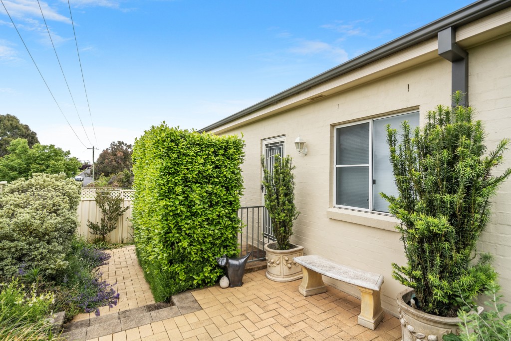 1 Brooklands Drive, Orange NSW 2800 - photo 10
