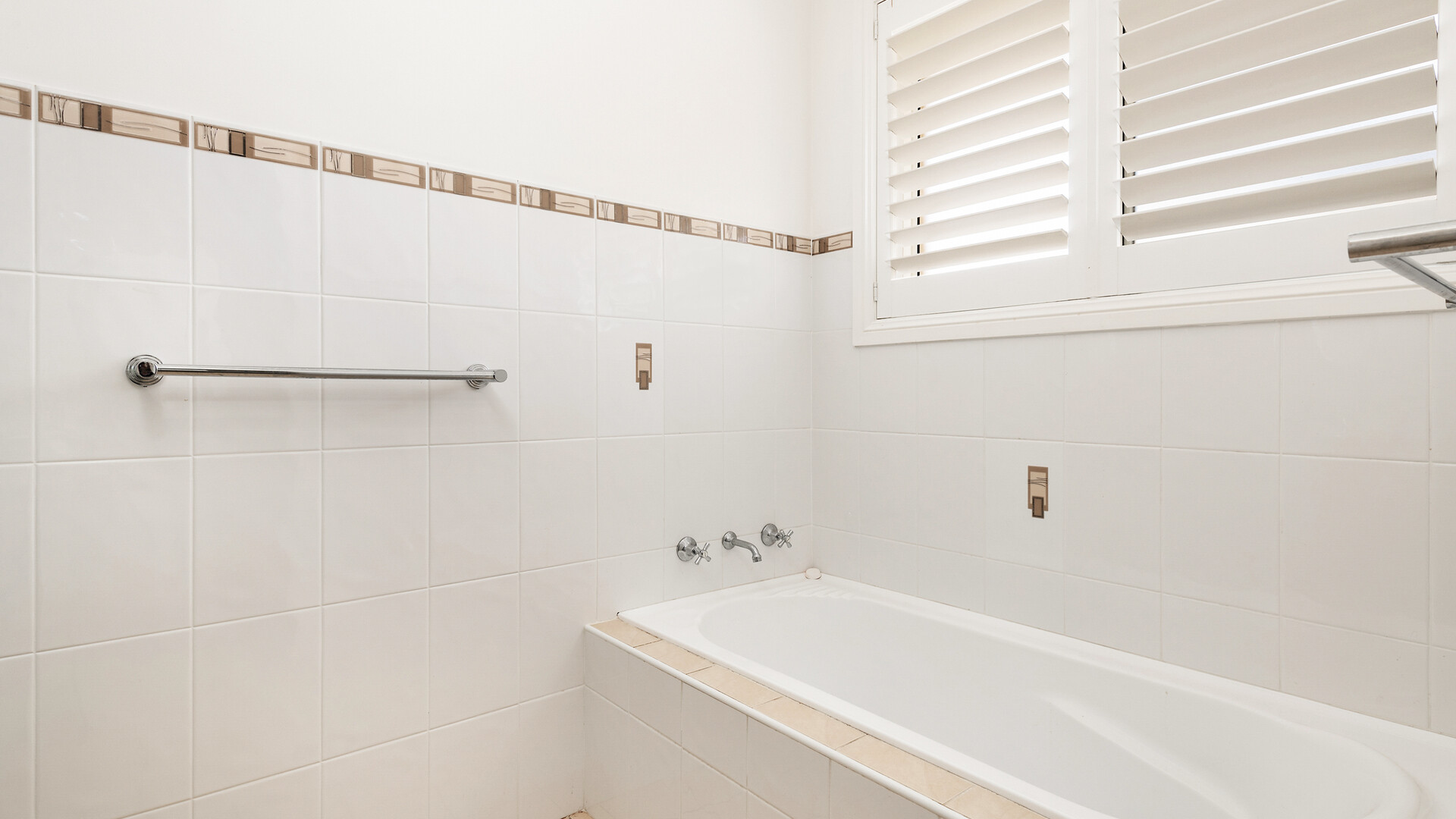 5 Wickham Close, Orange NSW 2800 - photo 5