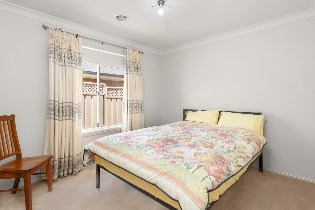 5 Wickham Close, Orange NSW 2800 - photo 8