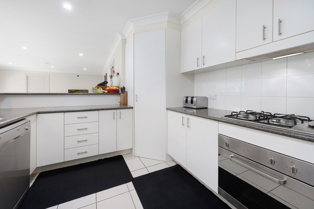 5 Wickham Close, Orange NSW 2800 - photo 10
