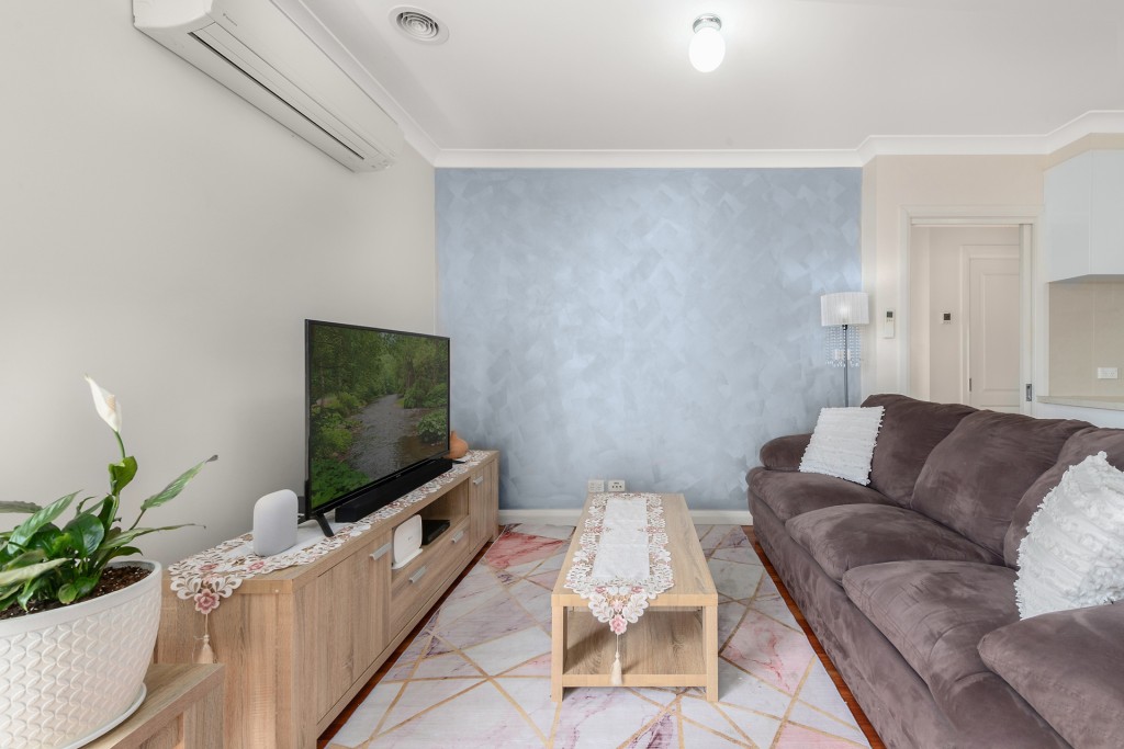 71 Brooklands Drive, Orange NSW 2800 - photo 2