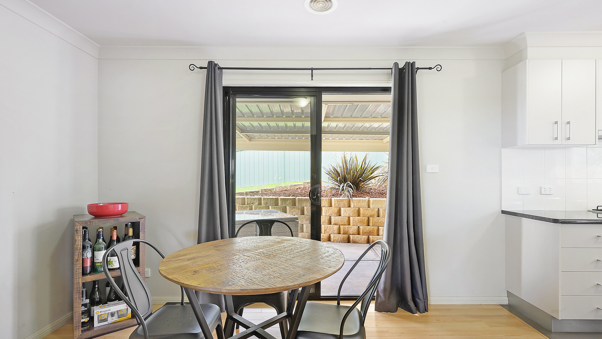 10 Ramsay Close, Orange NSW 2800 - photo 4