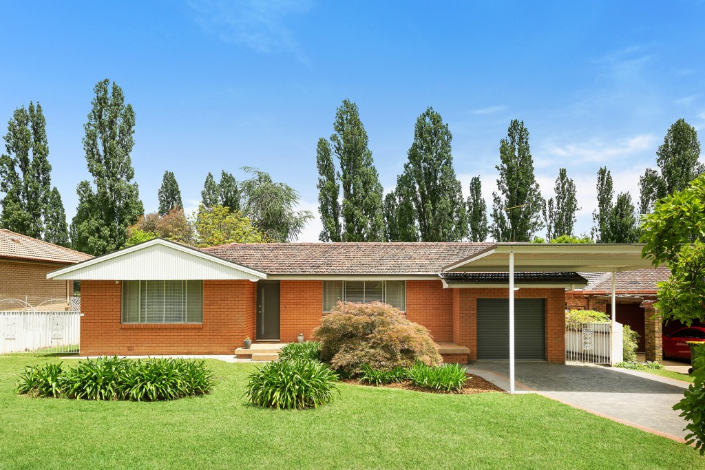 17 Kooronga Avenue, Orange NSW 2800 - McGrath Central West