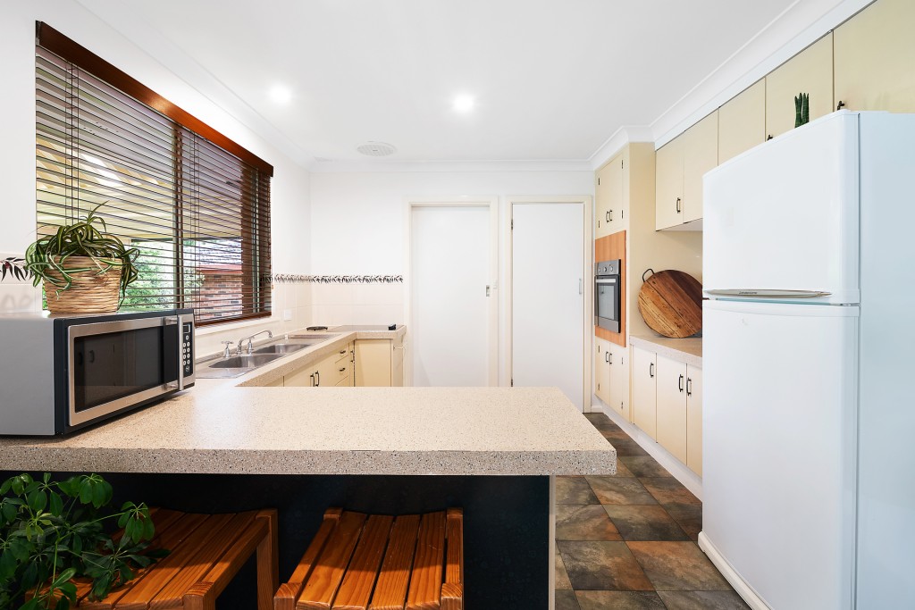 17 Kooronga Avenue, Orange NSW 2800 - photo 3