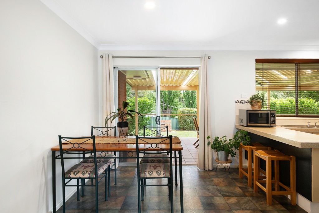 17 Kooronga Avenue, Orange NSW 2800 - photo 4