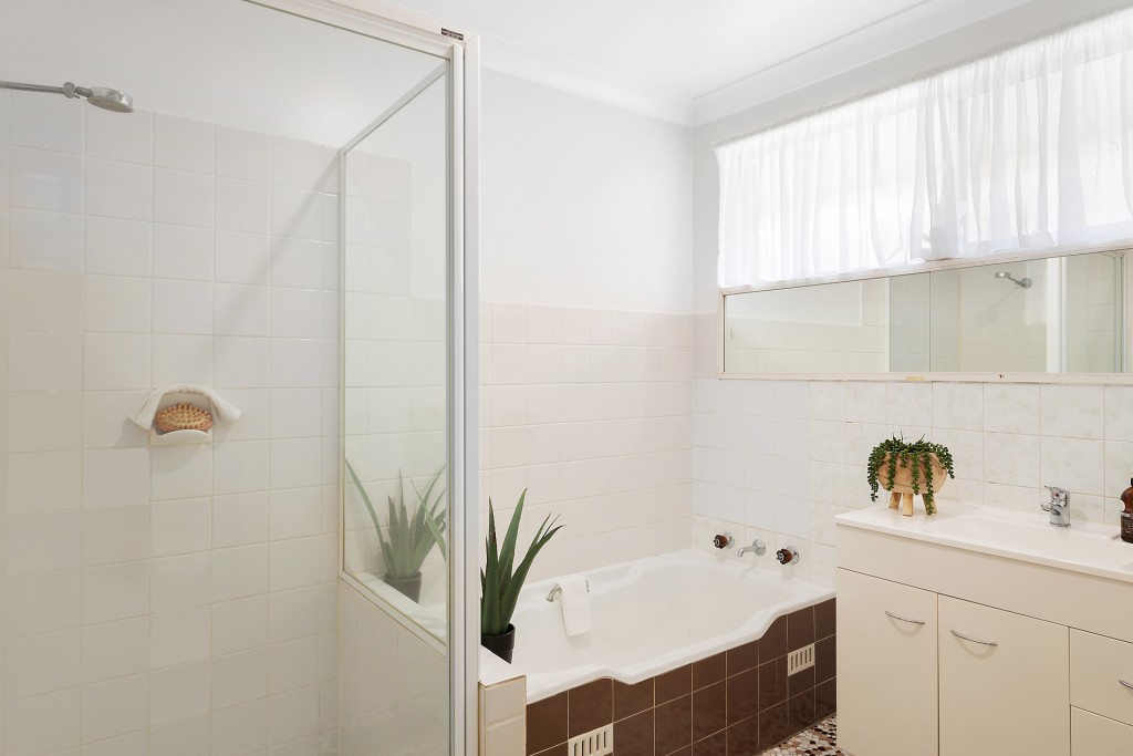 17 Kooronga Avenue, Orange NSW 2800 - photo 6