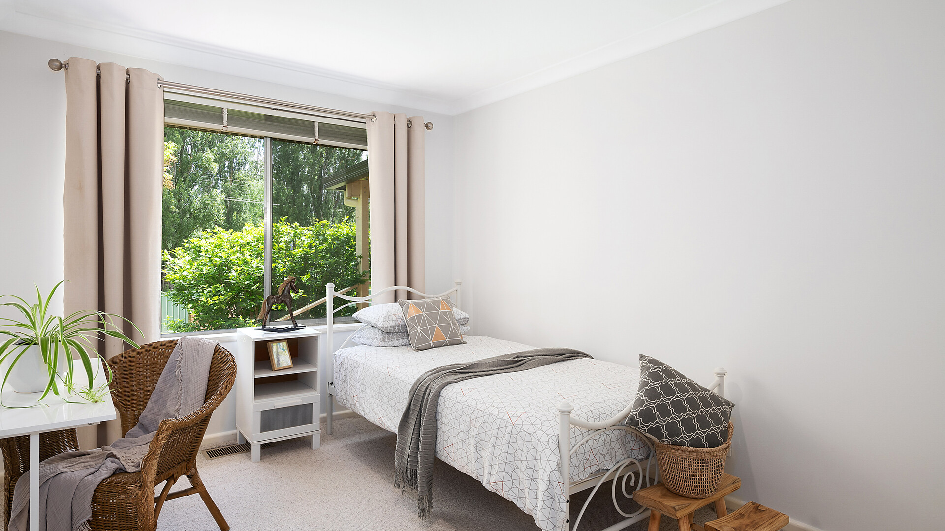 17 Kooronga Avenue, Orange NSW 2800 - photo 8