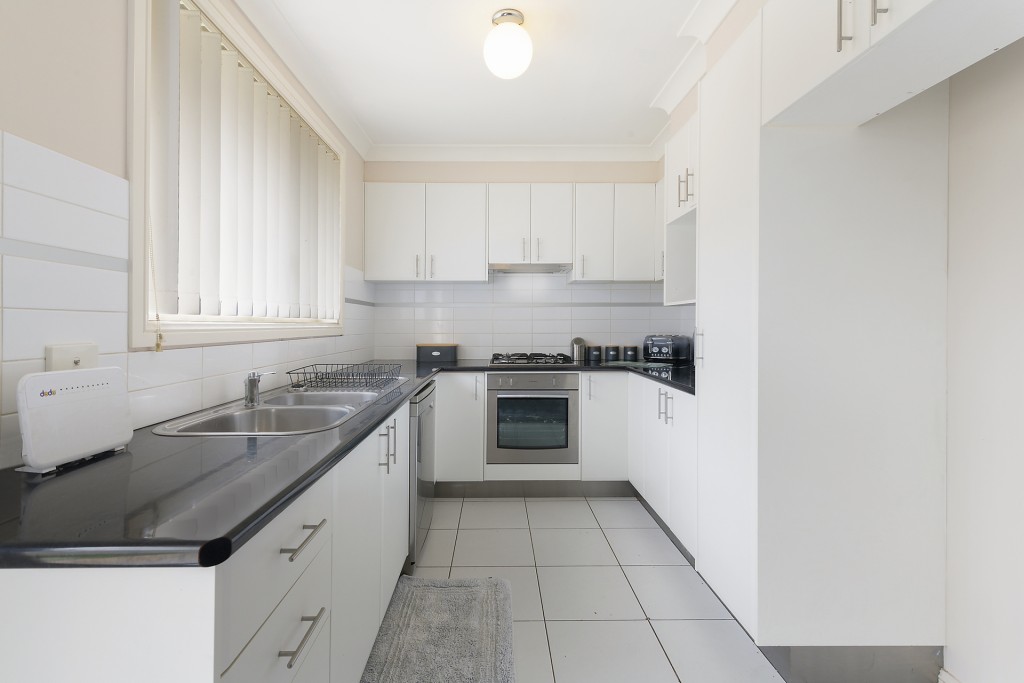 9 Romano Drive, Orange NSW 2800 - photo 2