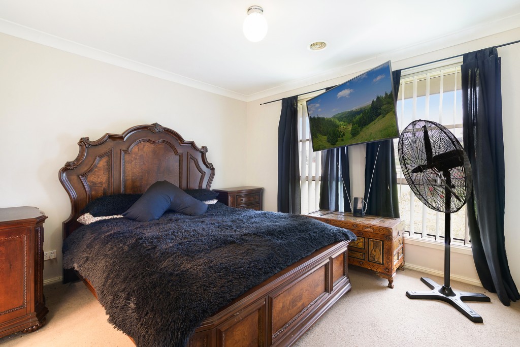 9 Romano Drive, Orange NSW 2800 - photo 3