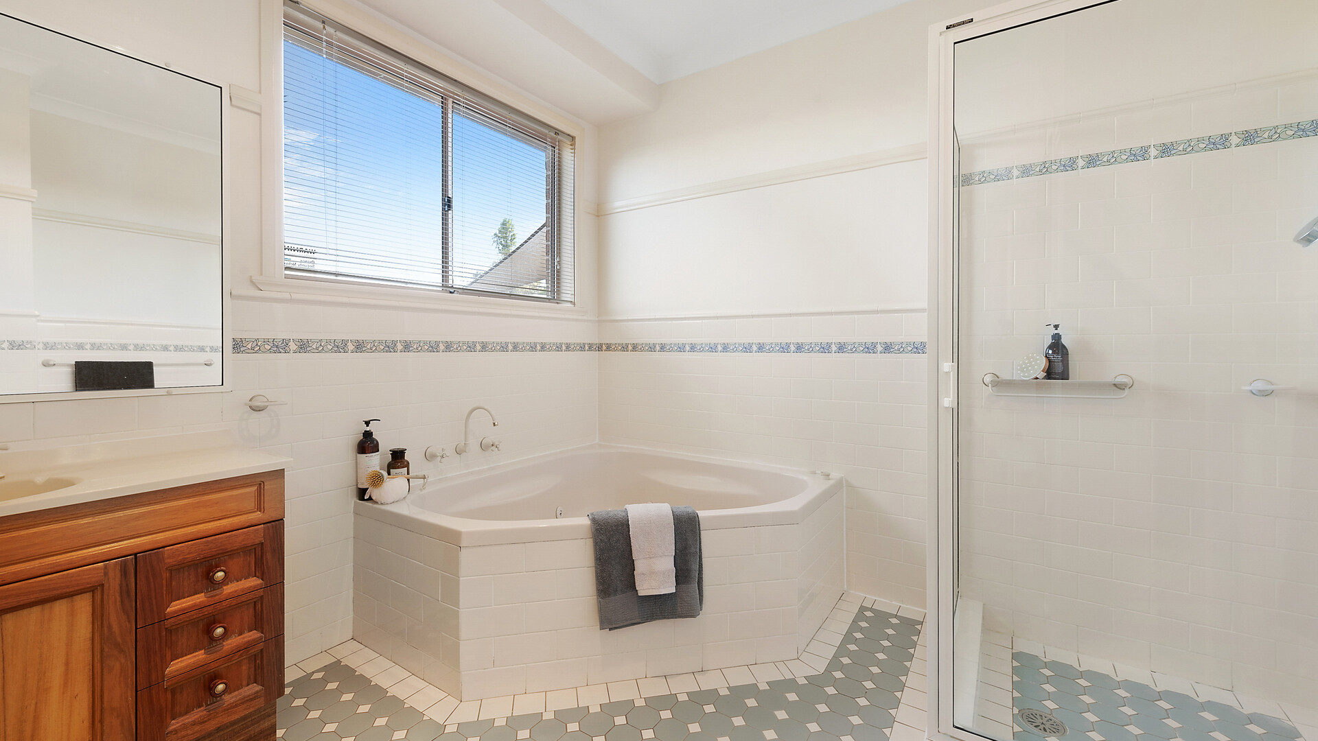 16 Tate Crescent, Orange NSW 2800 - photo 14