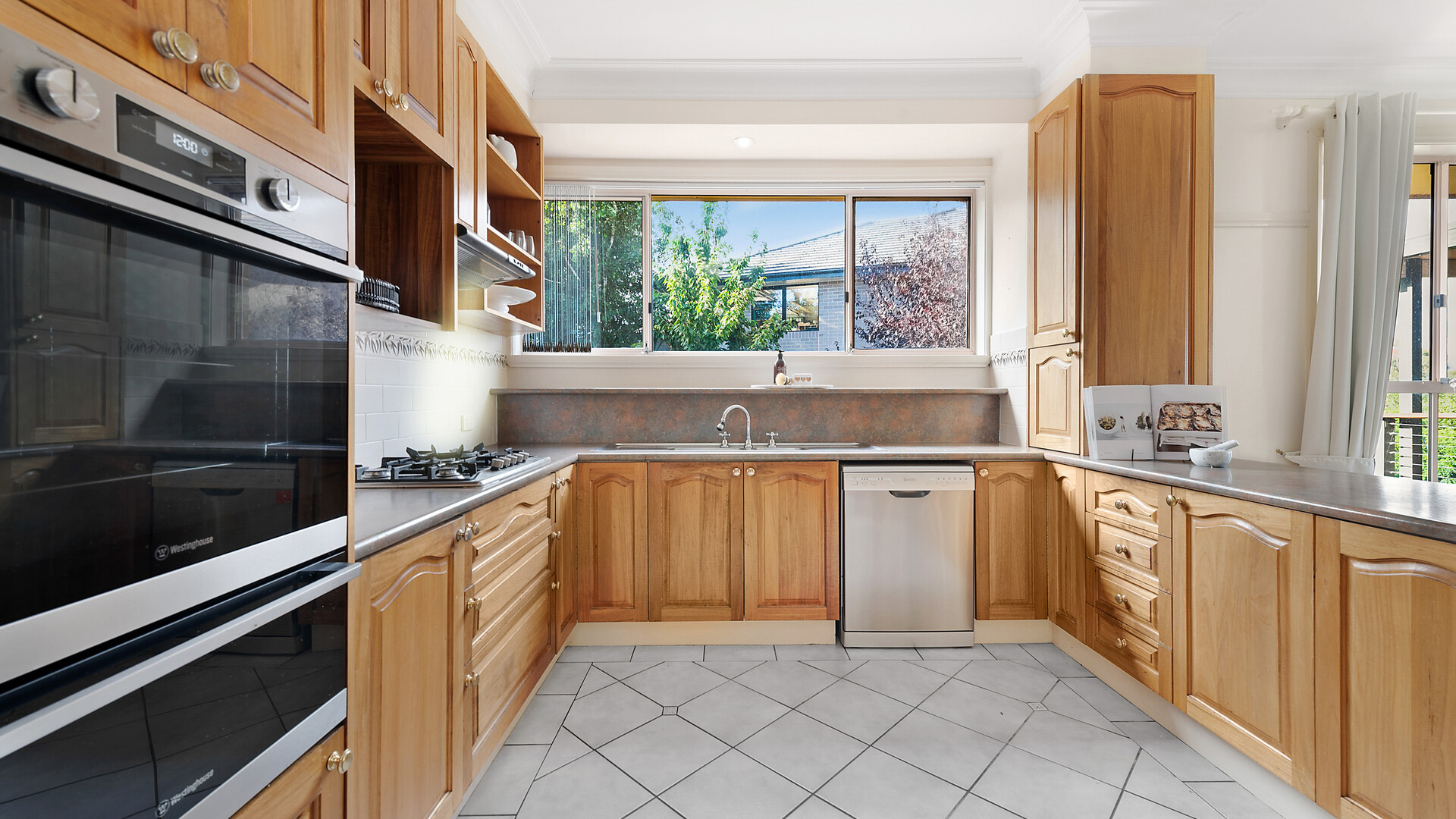 16 Tate Crescent, Orange NSW 2800 - photo 4