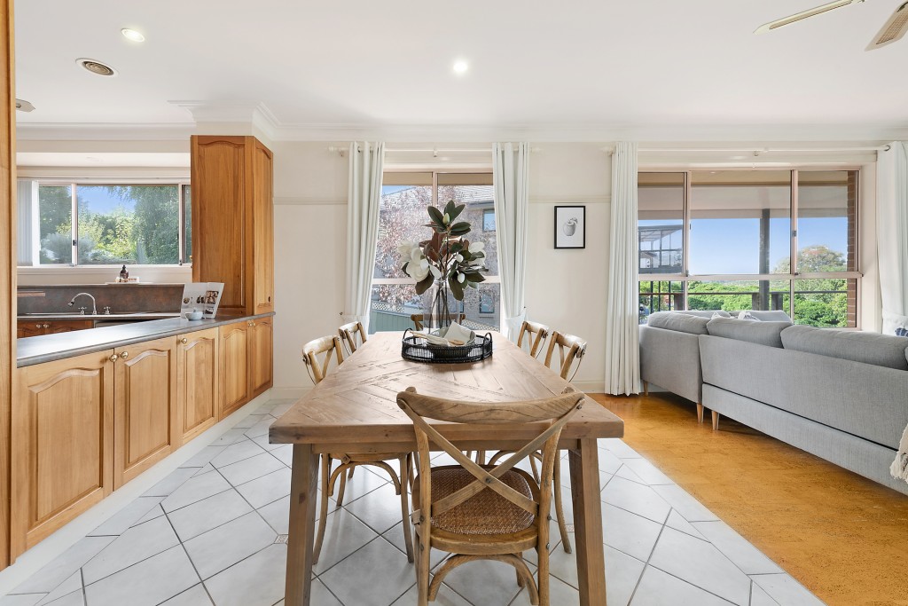 16 Tate Crescent, Orange NSW 2800 - photo 6