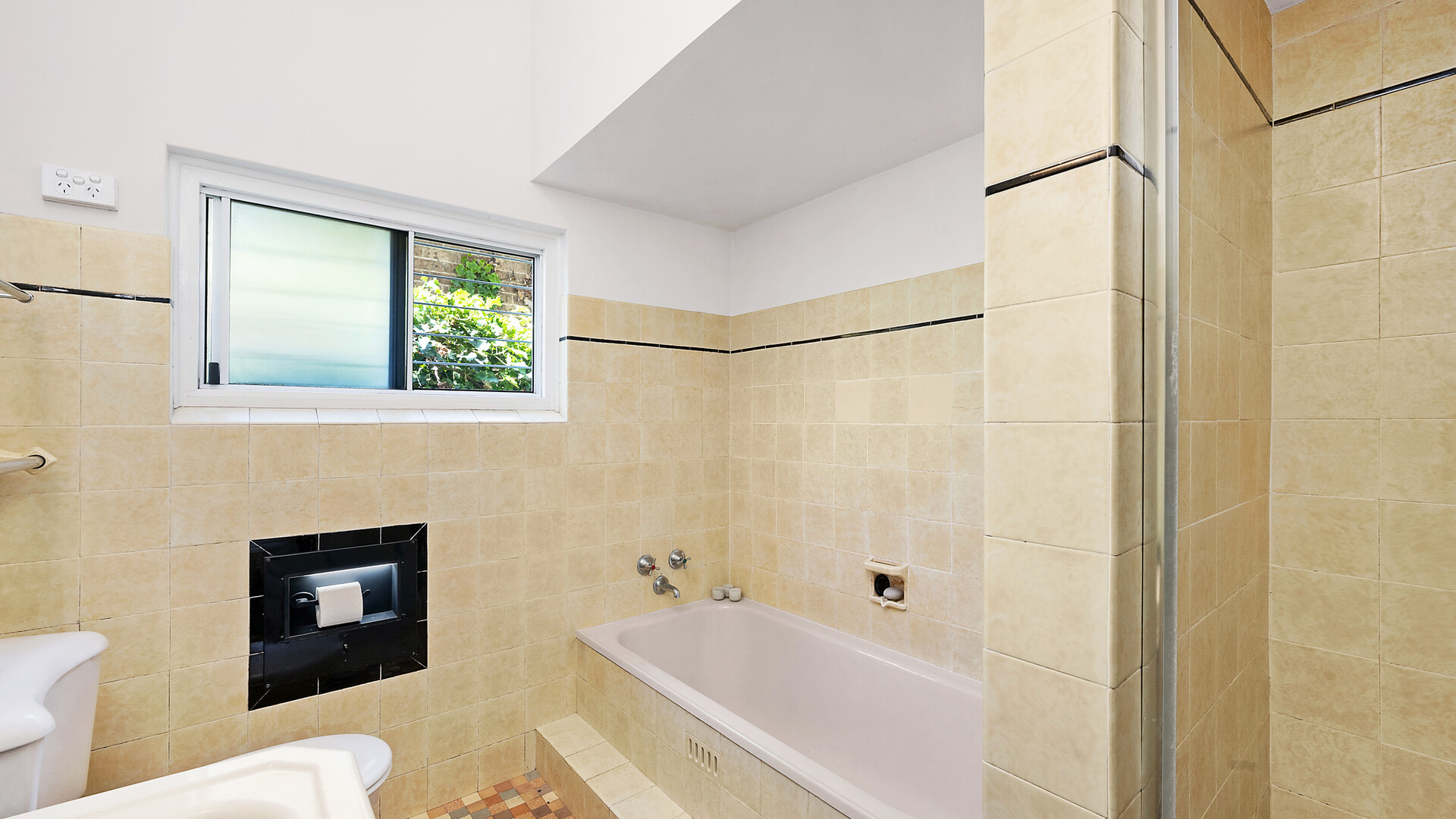 68 Autumn Street, Orange NSW 2800 - photo 9