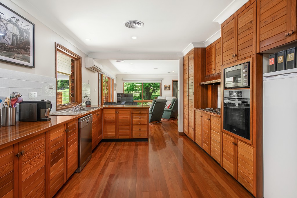 12 Yarawini Drive, Orange NSW 2800 - photo 17