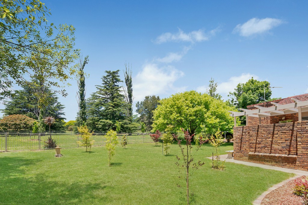 12 Yarawini Drive, Orange NSW 2800 - photo 6