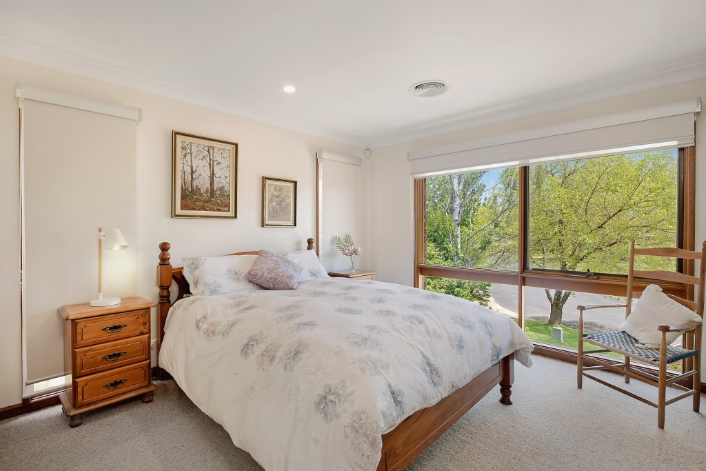 12 Yarawini Drive, Orange NSW 2800 - photo 7