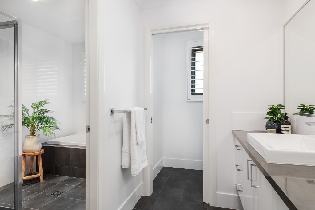 17 Mariposa Street, Orange NSW 2800 - photo 12