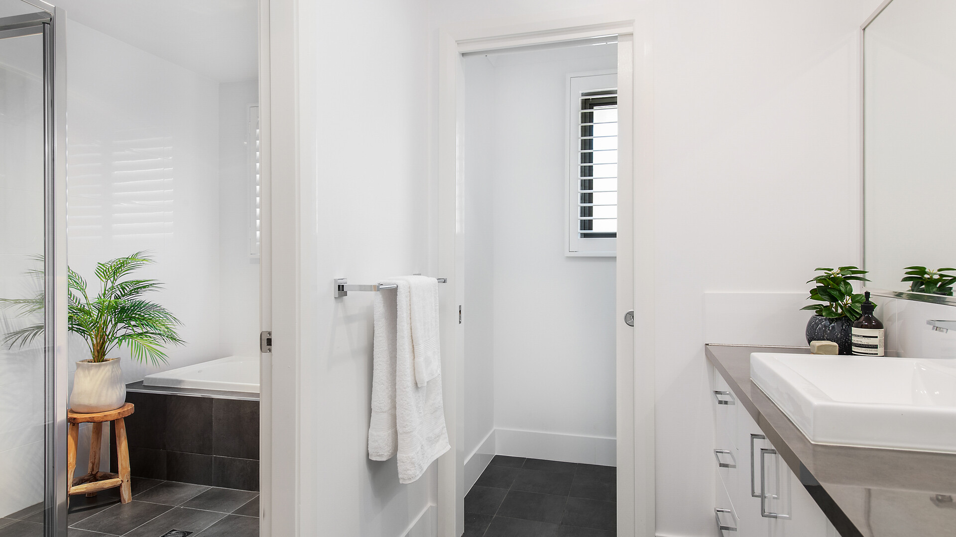 17 Mariposa Street, Orange NSW 2800 - photo 12