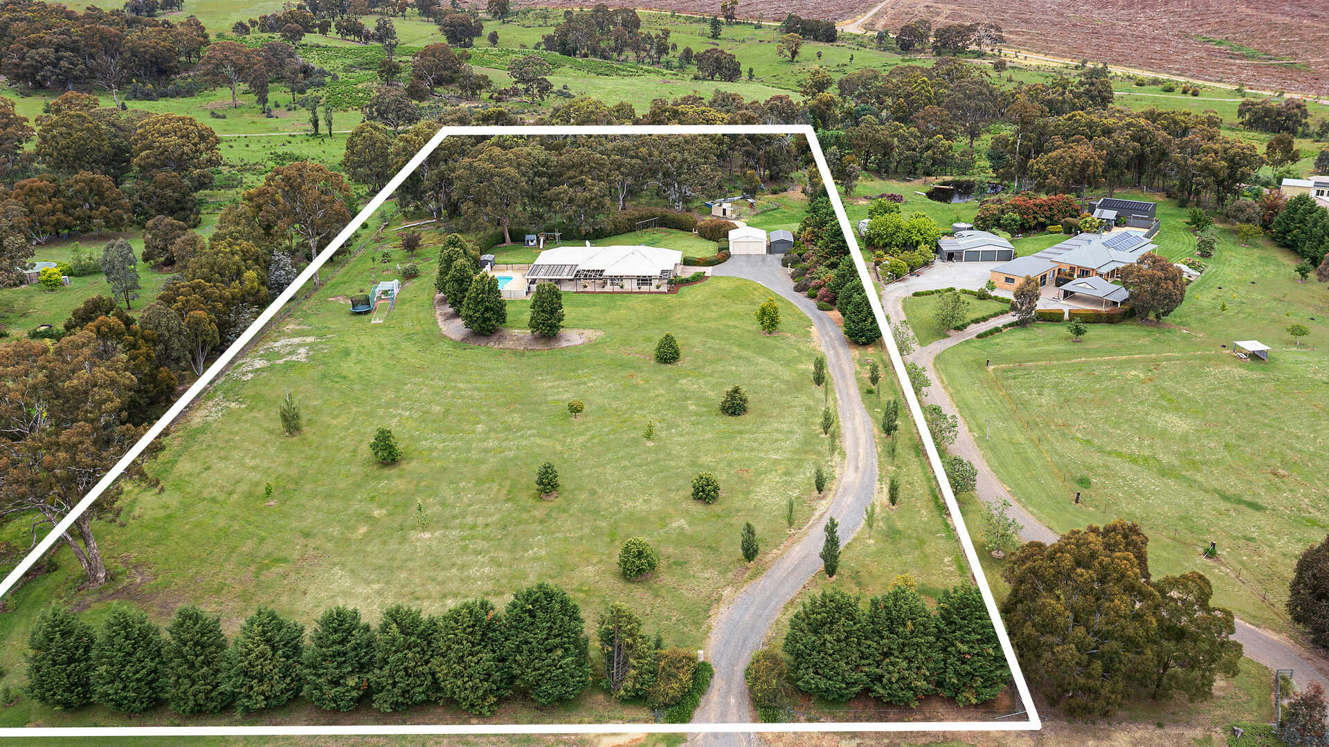 52 Weemilah Place, Orange NSW 2800 - photo 2