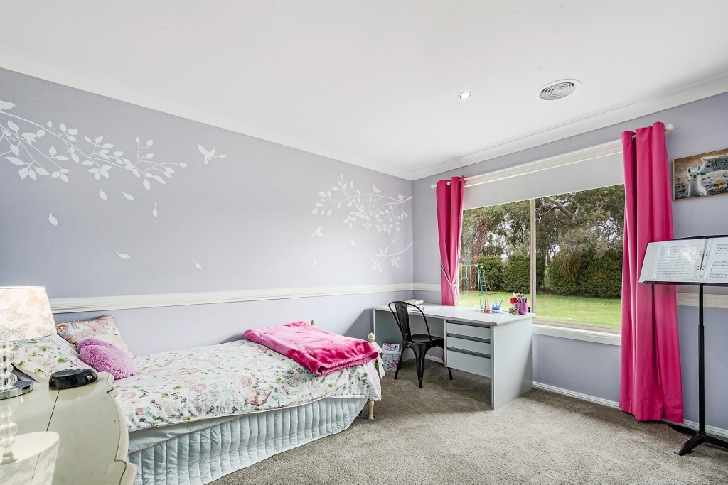 52 Weemilah Place, Orange NSW 2800 - photo 11