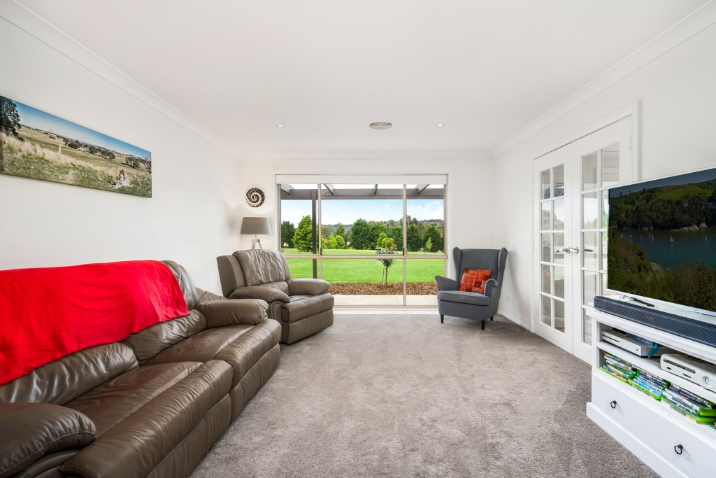 52 Weemilah Place, Orange NSW 2800 - photo 12