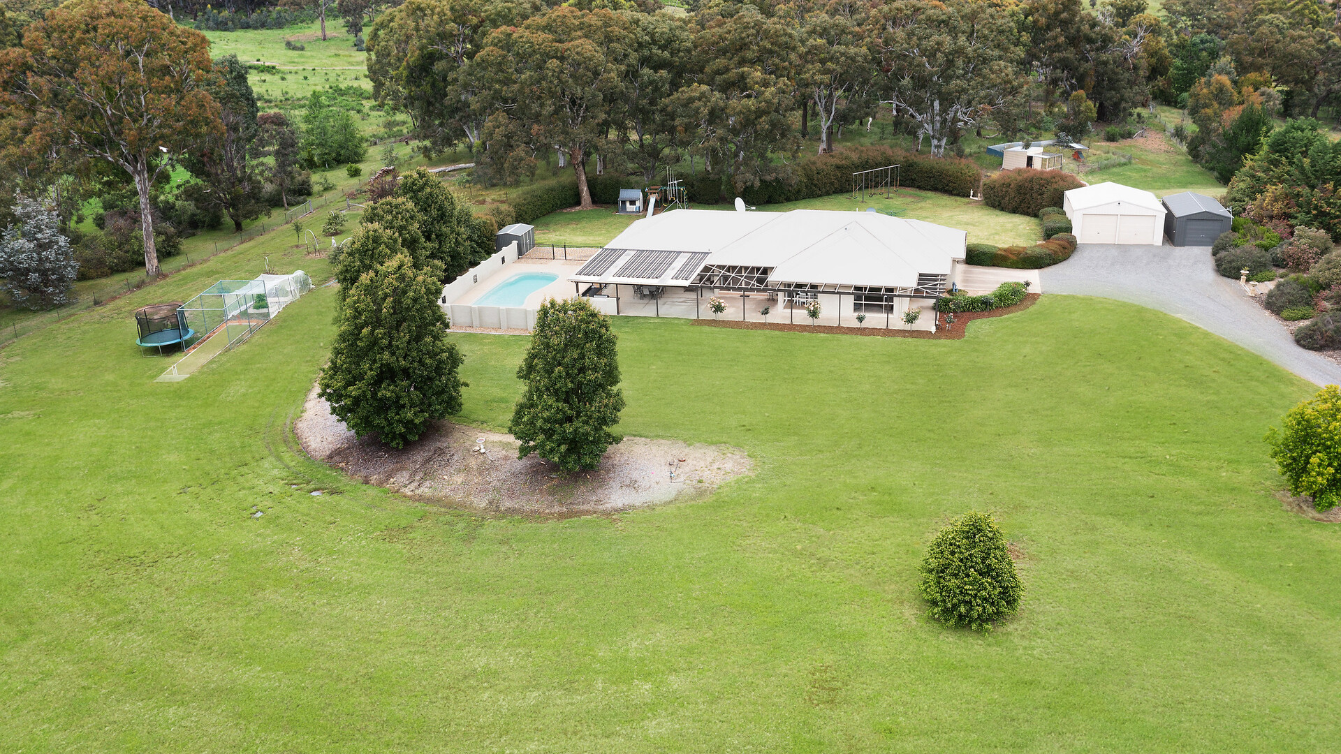 52 Weemilah Place, Orange NSW 2800 - photo 15
